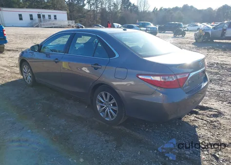 2015 Toyota Camry Hybrid Xle from USA, damaged, VIN 4T1BD1FK1FU174961